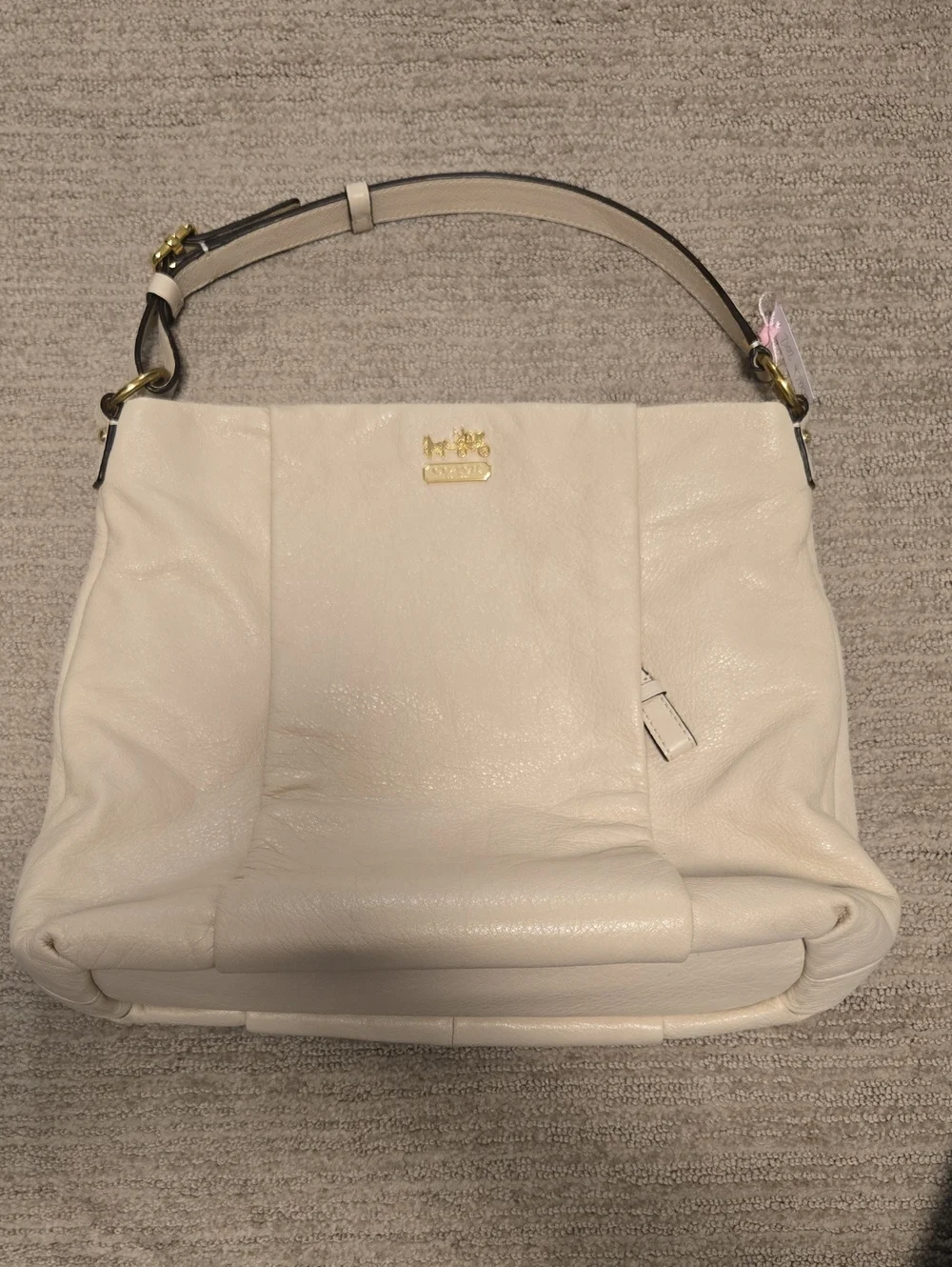 LIKE NEW! Vintage Coach Madison Isabelle Hobo-Ivory